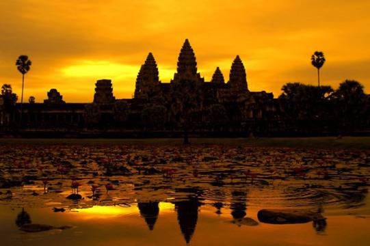 Ангкор Ват - тема за Камбоджа - Idi.bg