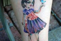 Загадъчна татуировка на Little Sister от BioShock
