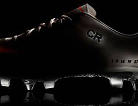 Новите обувки на CR7 със специални числа
