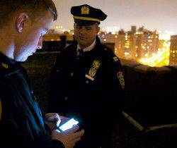 Полицията в Ню Йорк „въоръжена” със смартфони