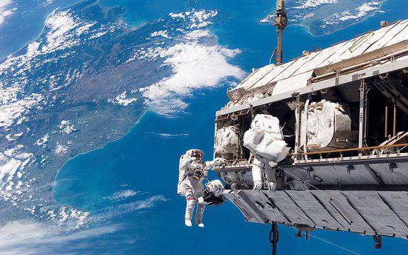 NASA стана на 55 - минало и бъдеще