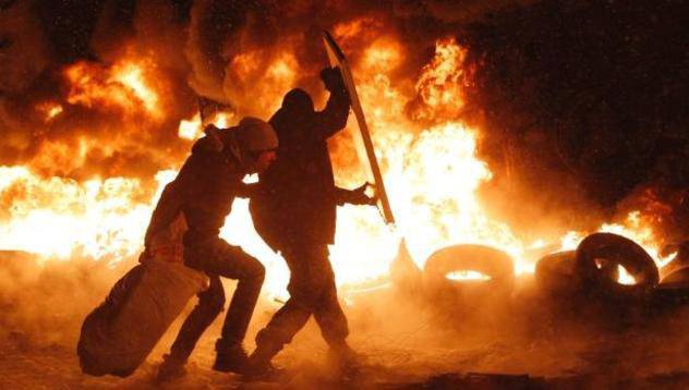 СРС в Украйна: Опозицията наела снайперистите на Майдана