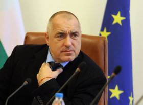 Бойко Борисов пита Сергей Станишев какъв е - евродепутат или лидер?