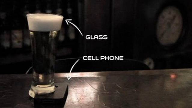 Бирена чаша слага край на пристрастеността към смартфоните