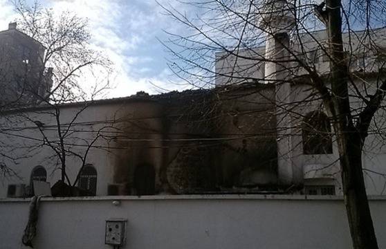 Пожар в джамията във Варна