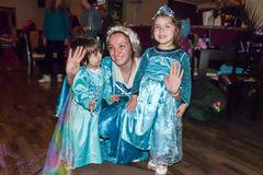 Детско парти “Замръзналото кралство” с принцеса Елза и Ана