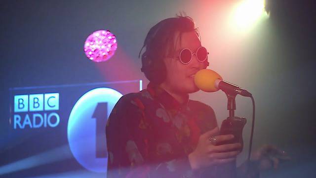 gnash - Hold Up (Beyonce cover) in the Live Lounge 2016