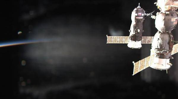 Успех! Товарният кораб Прогрес МС-05 се скачи с Международната космическа станция