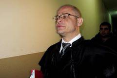 Съдиите в България се влюбват безнадеждно в дегенерати