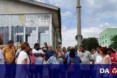 Българи и роми на протест в Благоевград, искат еднакво правосъдие за всички (СНИМКИ)