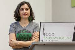 Храната е сила: Интервю със създателката на Food Empowerment Project