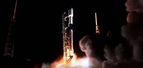 УСПЕХ: Ракета Фолкън 9 на СпейсЕкс изведе в космоса 60 спътника от групировката Старлинк!