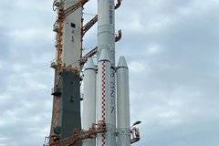 Китай ще изстреля днес товарния космически кораб Тянжоу-4