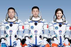 Китай обяви официално екипажа на космическия кораб Шенчжоу 14